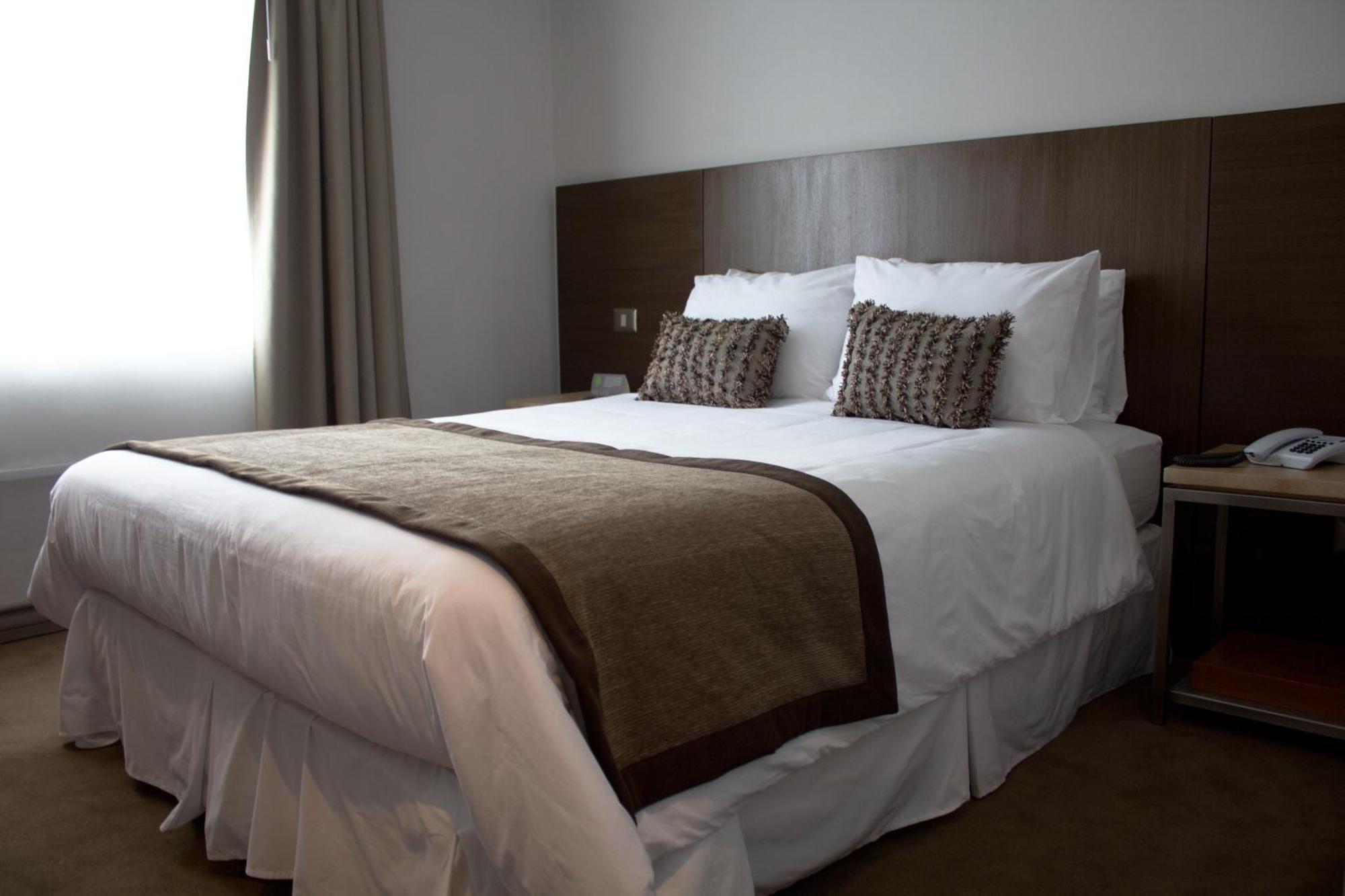 Hotel Martin Gusinde Пуерто Наталес Екстериор снимка